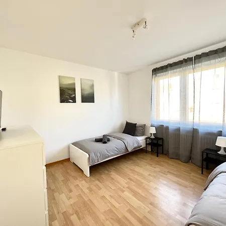Ideal Fuer Fachkraefte Und Monteure شقة رمشيد